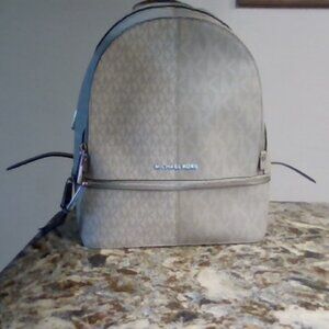 MICHAEL KORS BACKPACK